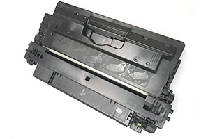 曽部ゴム（株）